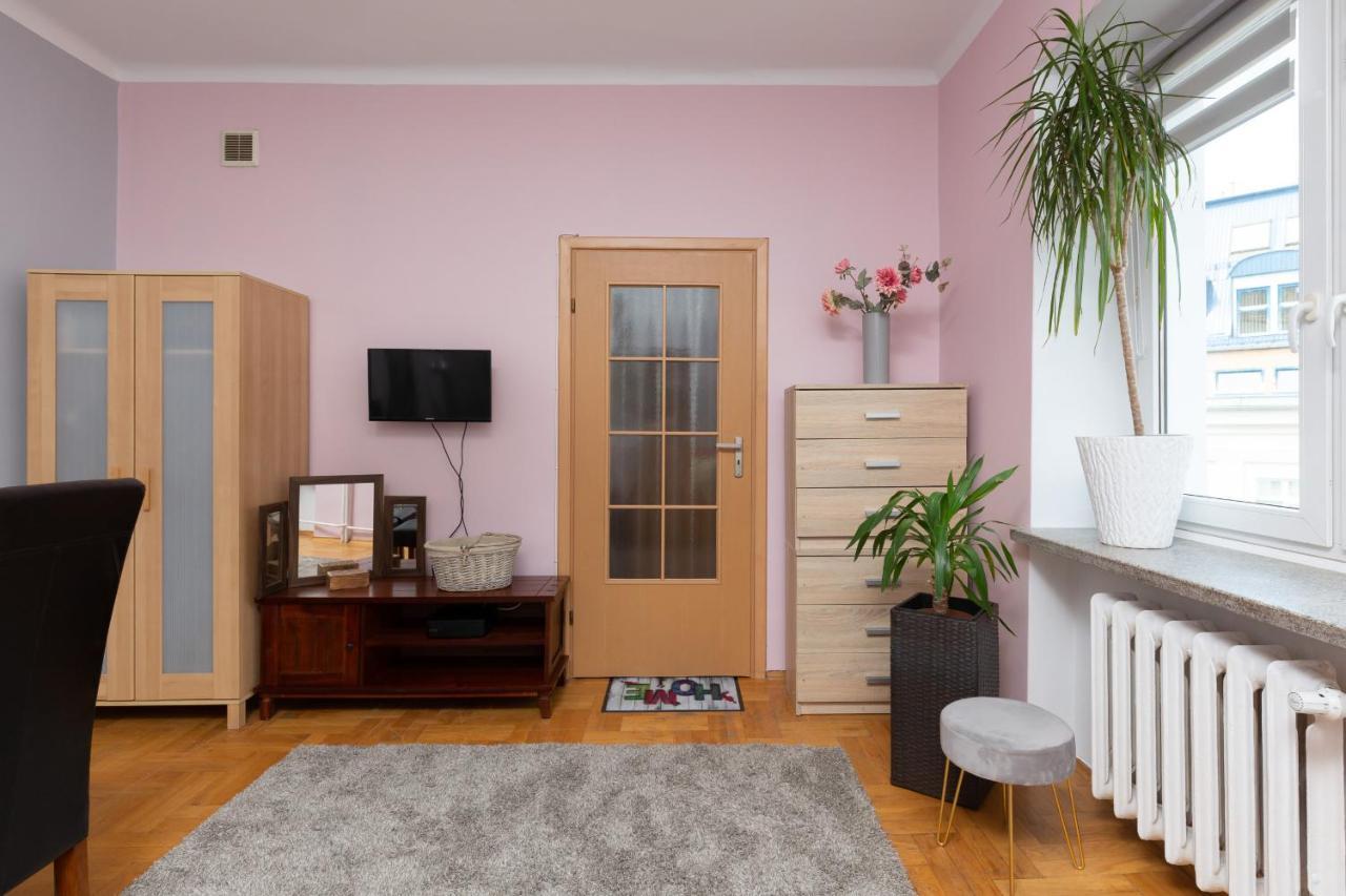 Metro Politechnika Studio Konstytucji By Renters Leilighet Warszawa Eksteriør bilde